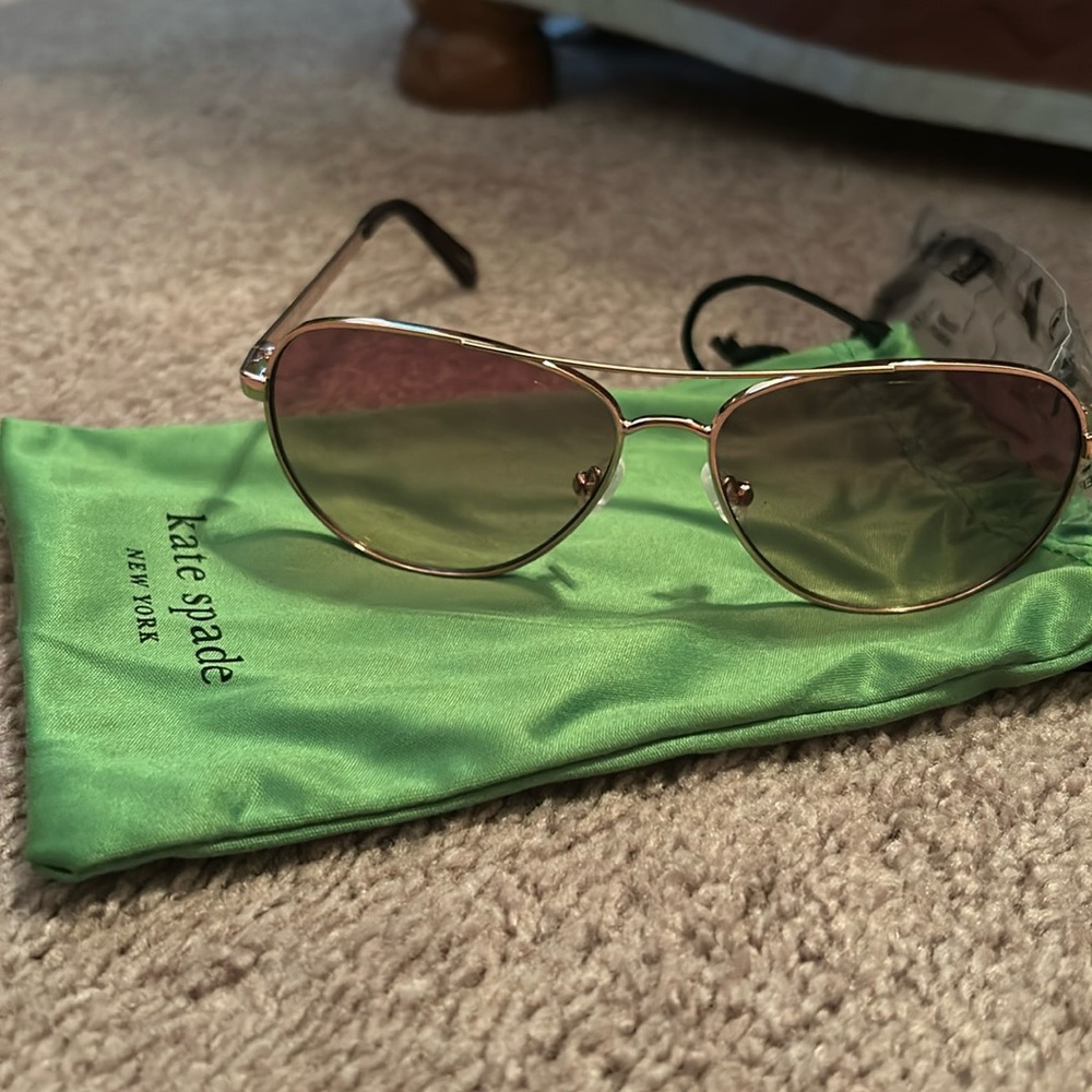 ✨🆕✨ Kate Spade New York Emmaline Sunglasses
